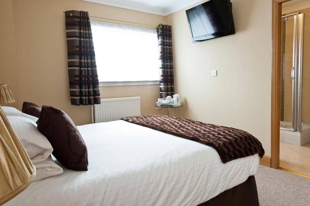 Caledonia Hotel Rosyth Zimmer foto